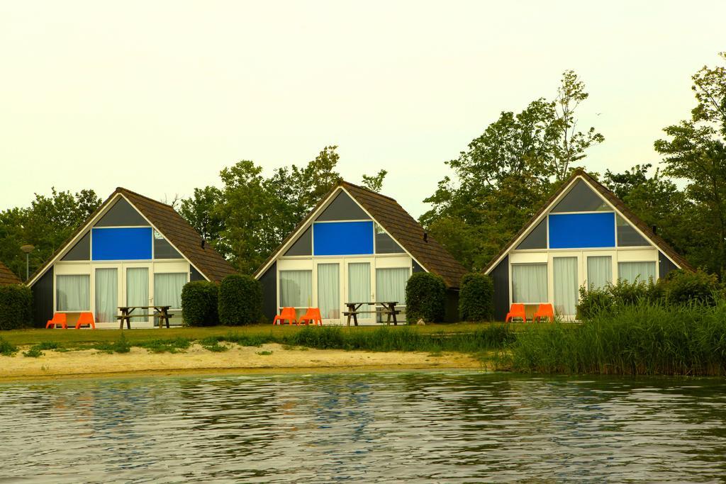 Villa De Lauwer Bungalows Lauwersoog Exterior foto